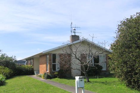 Photo of property in 740 Maunganui Road, Mount Maunganui, 3116