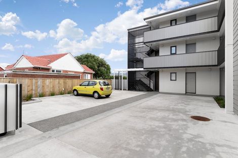 Photo of property in 203/94 Cambridge Terrace, Waterloo, Lower Hutt, 5011