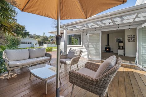 Photo of property in 12 Margaret Avenue, Havelock North, 4130