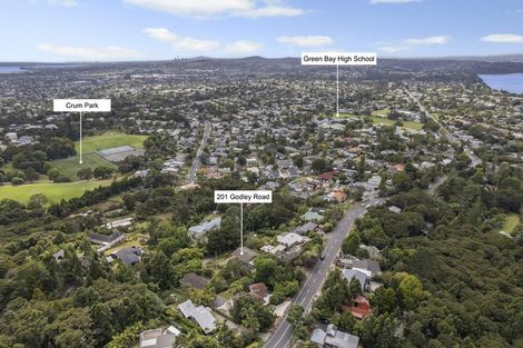 Photo of property in 201 Godley Road, Titirangi, Auckland, 0604