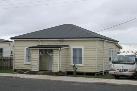 Photo of property in 26 Awaroa Road, Helensville, 0800