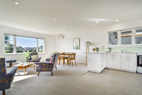 Photo of property in 420 Southland Place, Raureka, Hastings, 4120