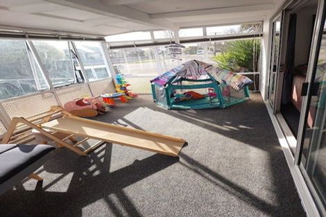 Photo of property in 26 Daniels Road, Redwood, Christchurch, 8051