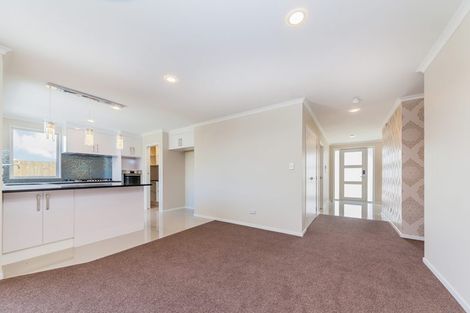 Photo of property in 18 Wellfield Drive, Papakura, 2110