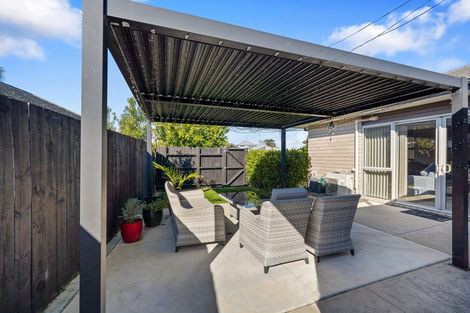 Photo of property in 32 Rainey Crescent, Papamoa Beach, Papamoa, 3118