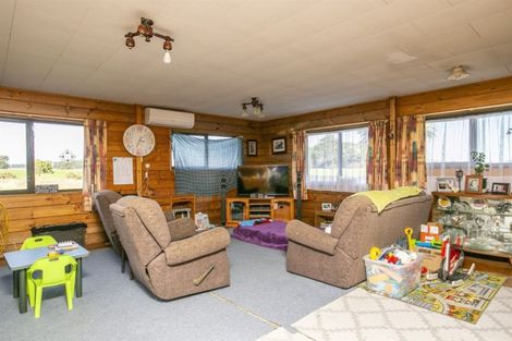 Photo of property in 576 Nireaha Road, Eketahuna, 4994