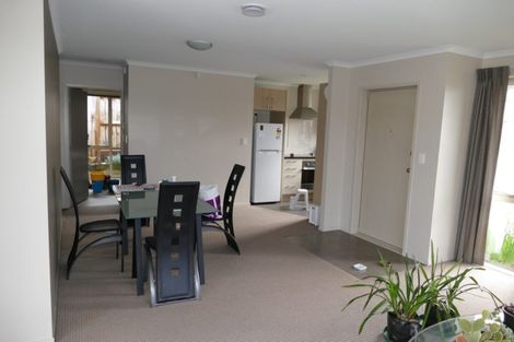 Photo of property in 5 Anna Lane, Glen Eden, Auckland, 0602