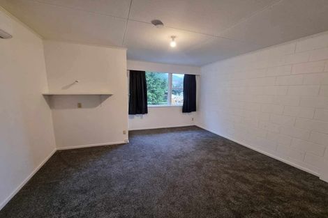 Photo of property in 29a Farmer Crescent, Taita, Lower Hutt, 5011