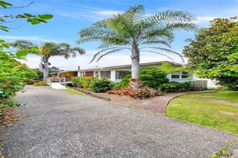 Photo of property in 11 Chequers Avenue, Glenfield, Auckland, 0629