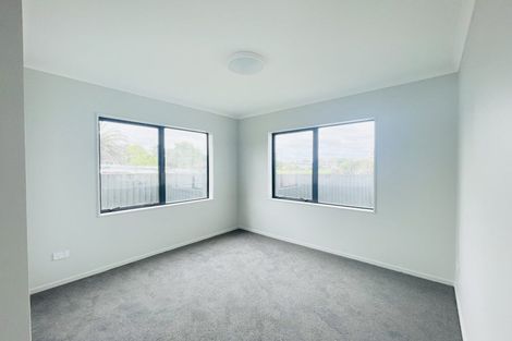 Photo of property in 6a Melleray Place, Randwick Park, Auckland, 2105