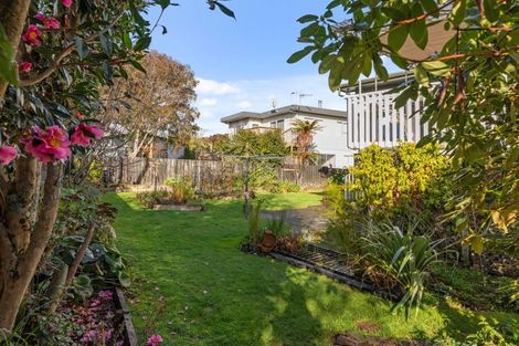 Photo of property in 15 Heeni Street, Wharewaka, Taupo, 3330
