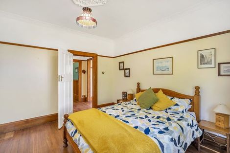 Photo of property in 3 Cross Street, Coalgate, 7673