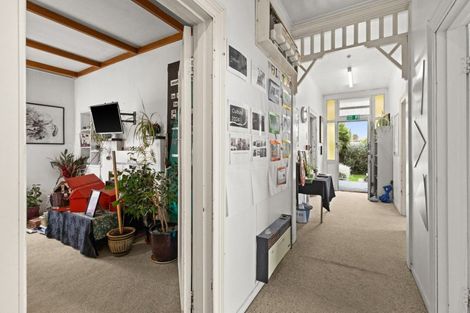 Photo of property in 1117 Karamu Road North, Mayfair, Hastings, 4122