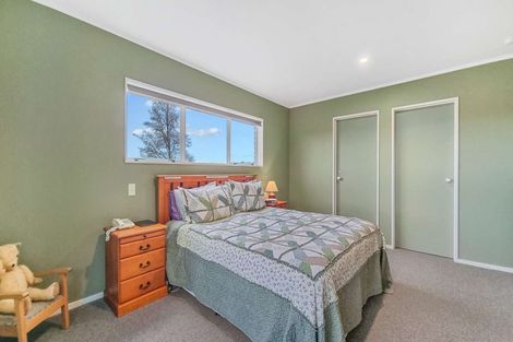 Photo of property in 24 Mountain Road, Western Heights, Rotorua, 3015