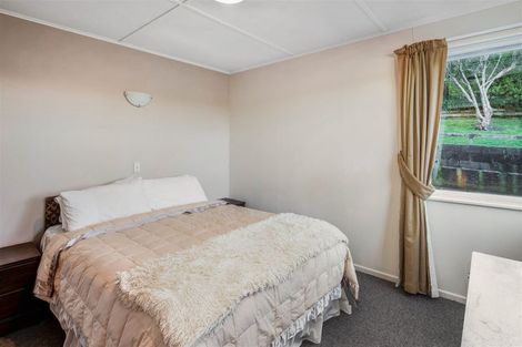 Photo of property in 45 Catherine Crescent, Paparangi, Wellington, 6037
