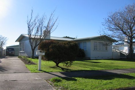 Photo of property in 29 Abraham Crescent, Milson, Palmerston North, 4414