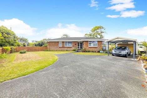 Photo of property in 115 Kitchener Road, Waiuku, 2123