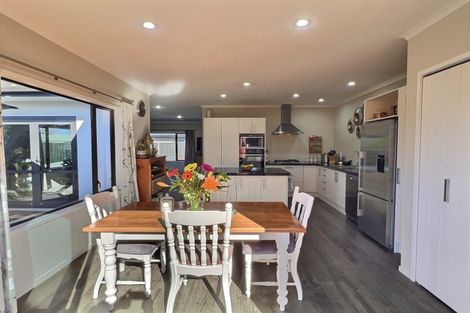 Photo of property in 10b Burness Road, Greenmeadows, Napier, 4112