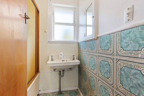 Photo of property in 25 Byron Road, Enderley, Hamilton, 3214