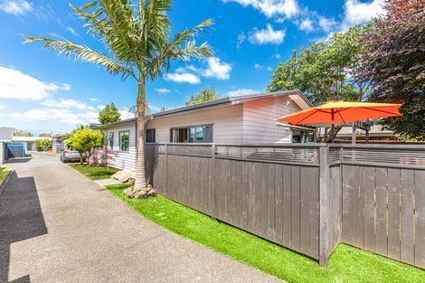 Photo of property in 37 Kings Road, Panmure, Auckland, 1072
