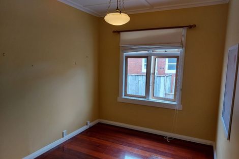 Photo of property in 5 Collingwood Street, Waterloo, Lower Hutt, 5011