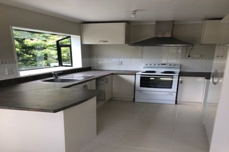 Photo of property in 385 Triangle Road, Henderson, Auckland, 0610