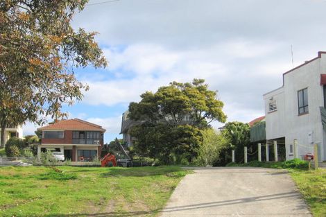 Photo of property in 16 Te Ngaio Road, Mount Maunganui, 3116