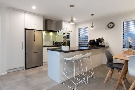 Photo of property in 204 Te Okuroa Drive, Papamoa, 3118