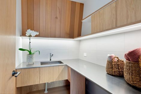 Photo of property in 8a Awarua Crescent, Orakei, Auckland, 1071