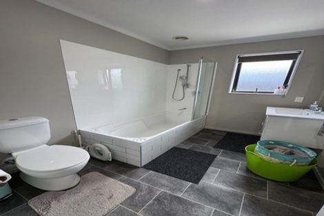 Photo of property in 18 Horoeka Street, Avonhead, Christchurch, 8042