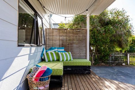 Photo of property in 894 Pataua South Road, Pataua South, Onerahi, 0192