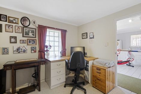 Photo of property in 227 Point View Drive, Dannemora, Auckland, 2016