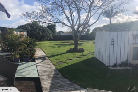 Photo of property in 6 Vela Place, Clarks Beach, 2122