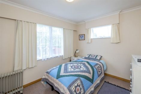 Photo of property in 16 Highbury Drive, Levin, 5510