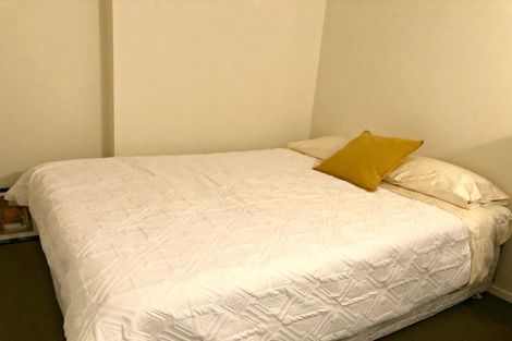 Photo of property in Las Olas De Cuba, 11/35 Torrens Terrace, Mount Cook, Wellington, 6011