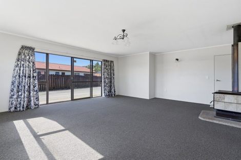 Photo of property in 402a Ngatai Road, Bellevue, Tauranga, 3110