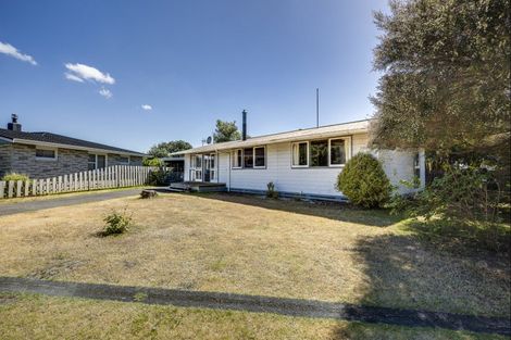 Photo of property in 82 Flaxmere Avenue, Flaxmere, Hastings, 4120