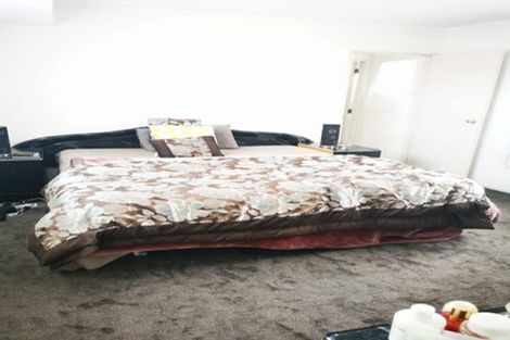 Photo of property in 2a Rustic Avenue, Mount Roskill, Auckland, 1041