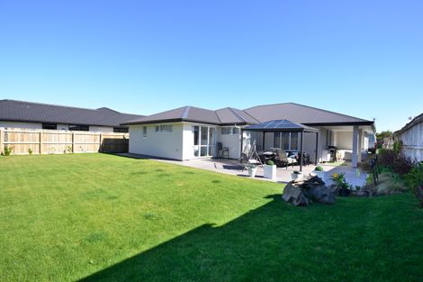 Photo of property in 15 Curtis Street, Stoke, Nelson, 7011