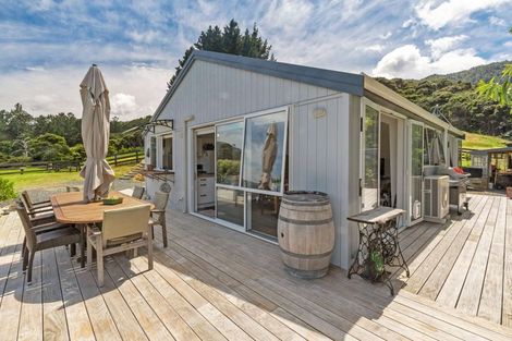 Photo of property in 288 Bellville Drive, Coromandel, 3506