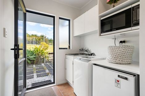 Photo of property in 332 Waterways Parade, Pauanui, Hikuai, 3579