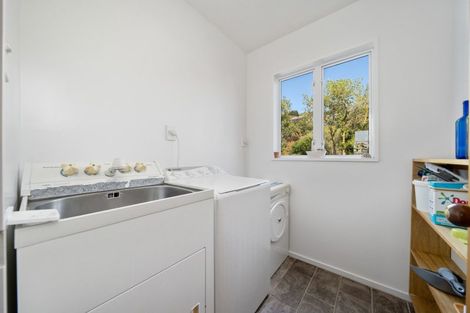 Photo of property in 2 Iles Lane, Cashmere, Christchurch, 8022