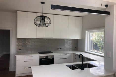 Photo of property in 26 Gamblins Road, Saint Martins, Christchurch, 8022