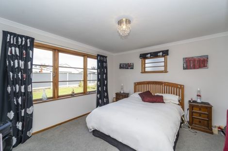 Photo of property in 30 Oxford Street, Martinborough, 5711