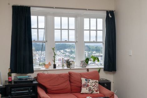 Photo of property in 76a Kelburn Parade, Kelburn, Wellington, 6012