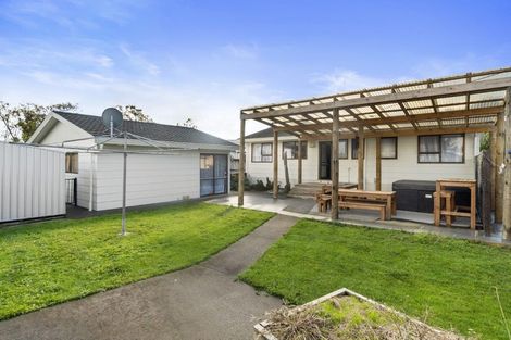 Photo of property in 6 Bradley Place, Nawton, Hamilton, 3200