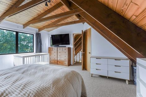 Photo of property in 74a Kahikatea Drive, Melville, Hamilton, 3206