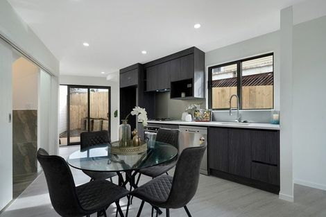 Photo of property in 1/13 Sarona Avenue, Glen Eden, Auckland, 0602