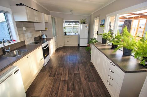 Photo of property in 8 Winter Road, Menzies Ferry, Wyndham, 9891