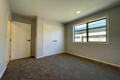 Photo of property in 30 Vinistra Road, Kumeu, 0810